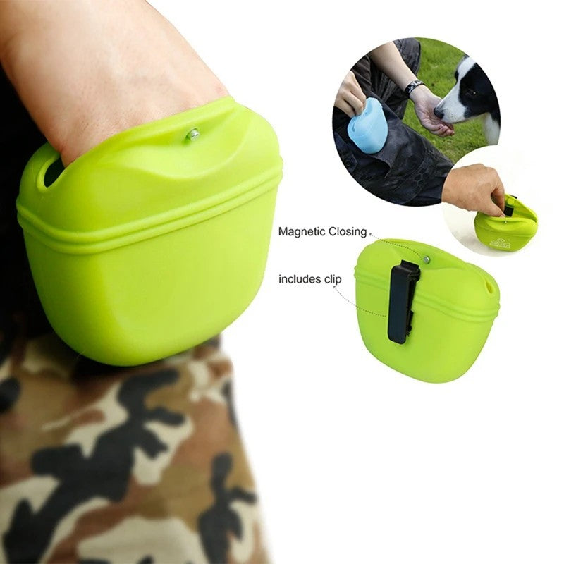 PawSnack™ – Portable Dog Treat & Training Bag